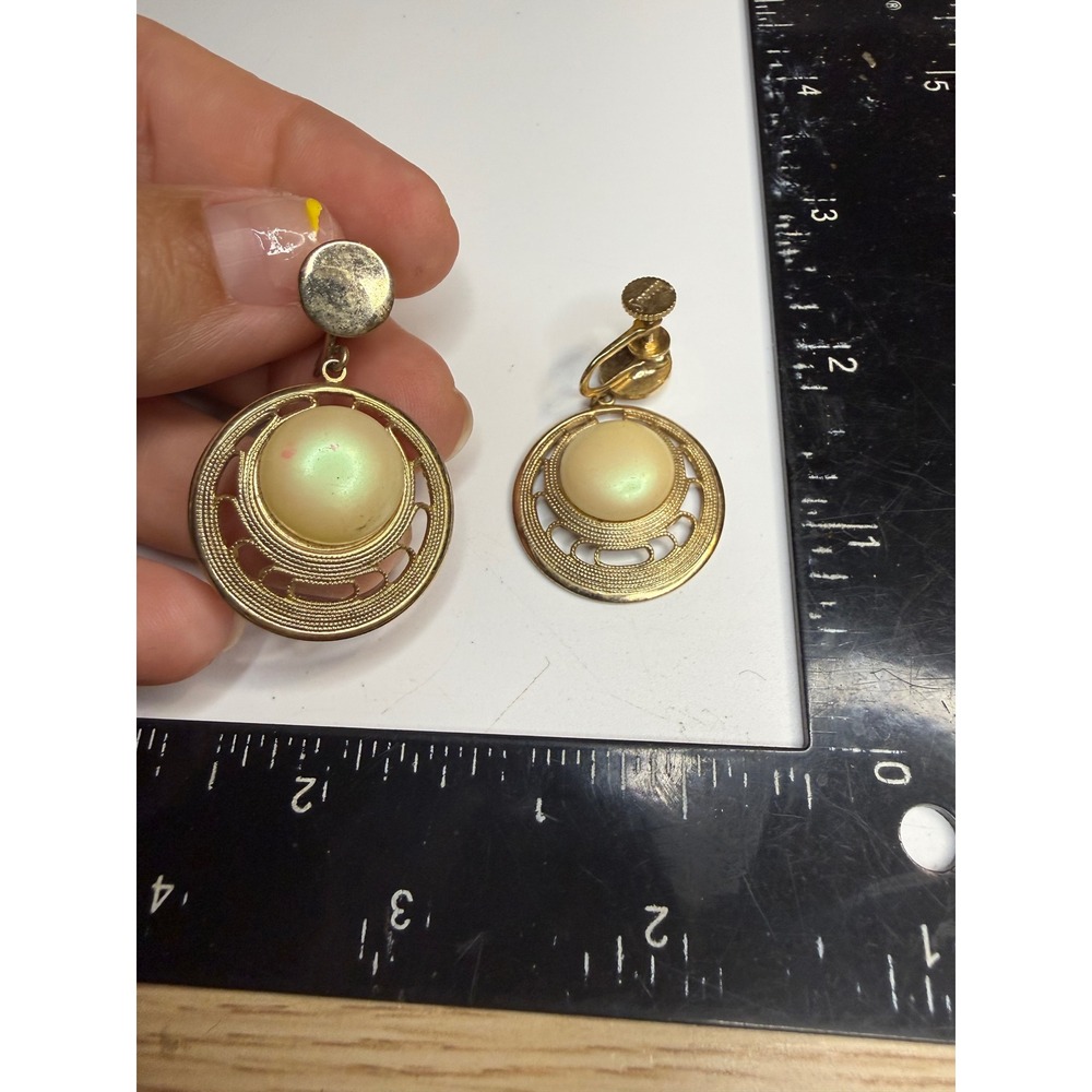 Sperry Vintage Gold Tone Faux Pearl Screw Back Drop Earrings Mid Century Modern